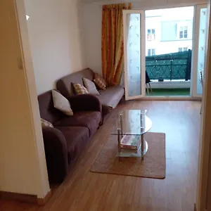 Apartment Le Grand Robinson Rer B France